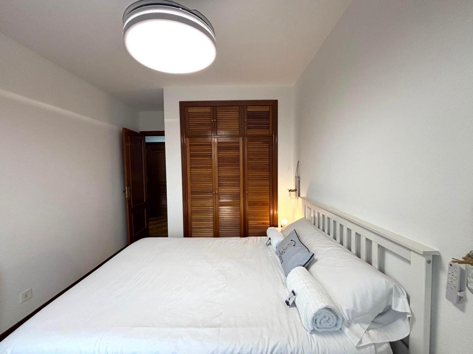 Holibai, Amodino, Agradable Y Hogareno Apto Con Parking, Baiona Exterior photo